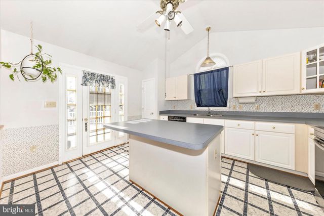 105 RIDGE AVE, Taneytown, MD 21787