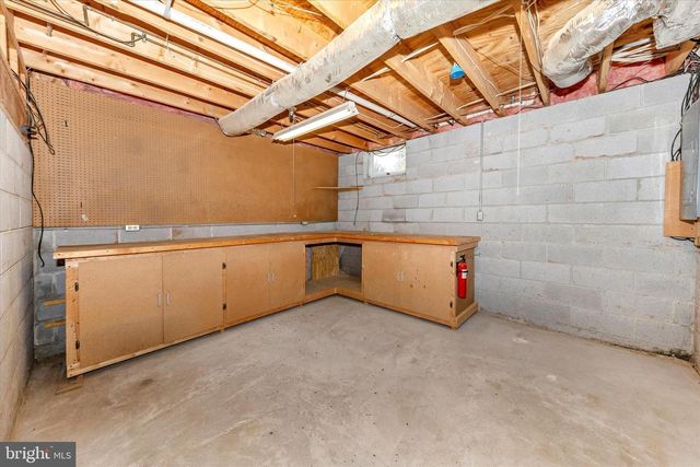 105 RIDGE AVE, Taneytown, MD 21787