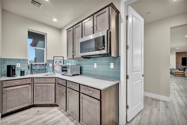 9520 Grand Pass Court, Las Vegas, NV 89129