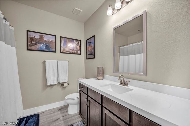 9520 Grand Pass Court, Las Vegas, NV 89129