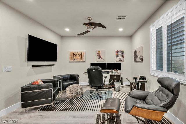 9520 Grand Pass Court, Las Vegas, NV 89129