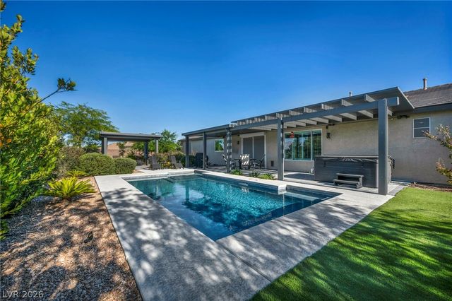 9520 Grand Pass Court, Las Vegas, NV 89129