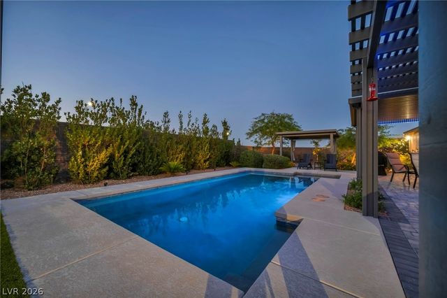 9520 Grand Pass Court, Las Vegas, NV 89129