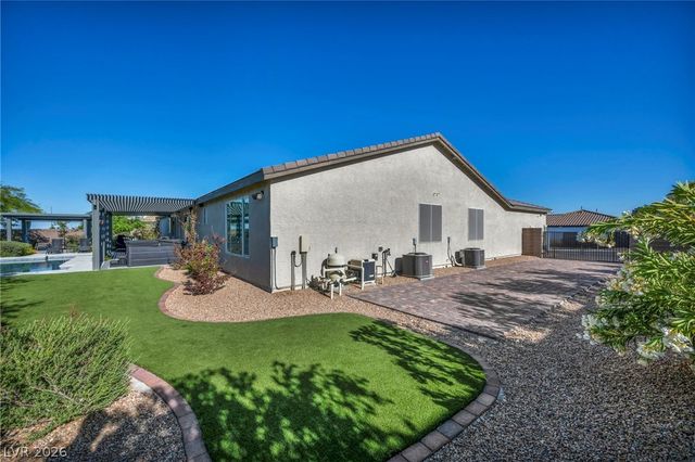 9520 Grand Pass Court, Las Vegas, NV 89129