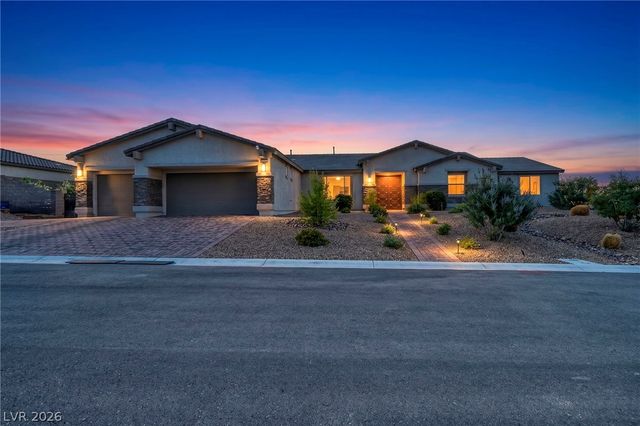 9520 Grand Pass Court, Las Vegas, NV 89129