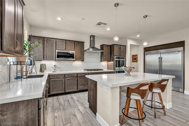 9520 Grand Pass Court, Las Vegas, NV 89129