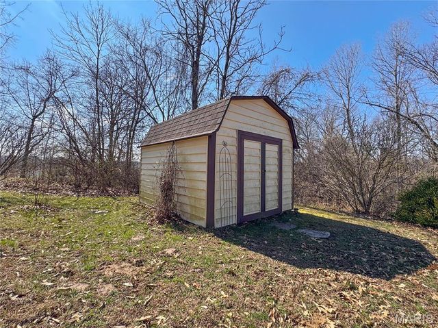 513 Wedgewood Lane, Columbia, IL 62236