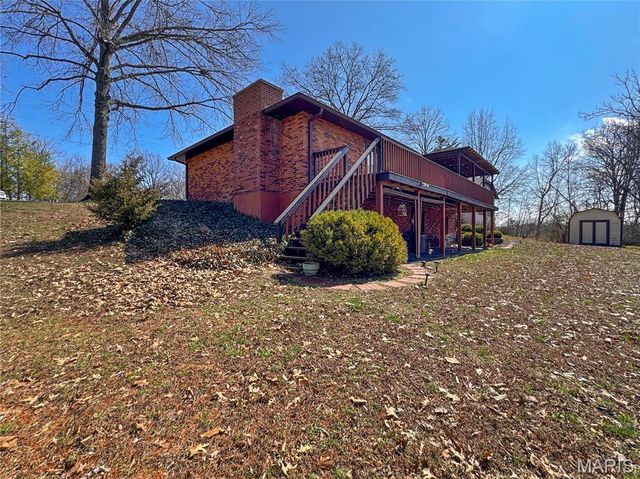 513 Wedgewood Lane, Columbia, IL 62236