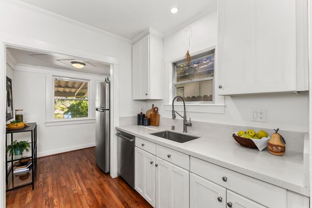 2653 Freeport Blvd, Sacramento, CA 95818