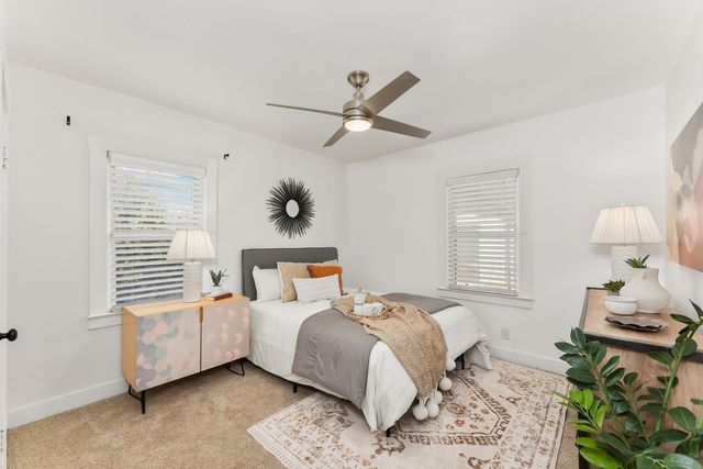 2653 Freeport Blvd, Sacramento, CA 95818