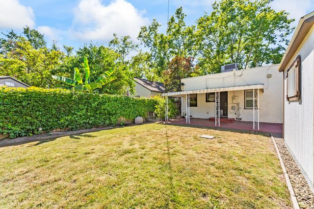 2653 Freeport Blvd, Sacramento, CA 95818