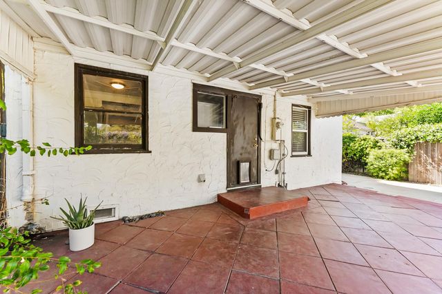 2653 Freeport Blvd, Sacramento, CA 95818