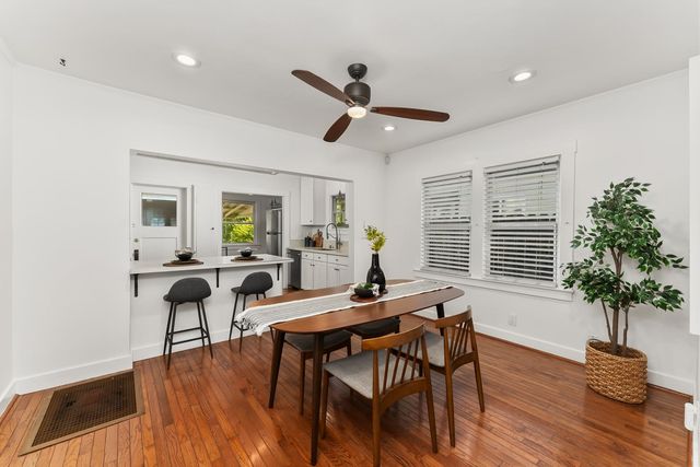 2653 Freeport Blvd, Sacramento, CA 95818