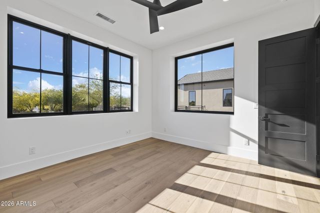 23775 N 63rd Drive, Glendale, AZ 85310