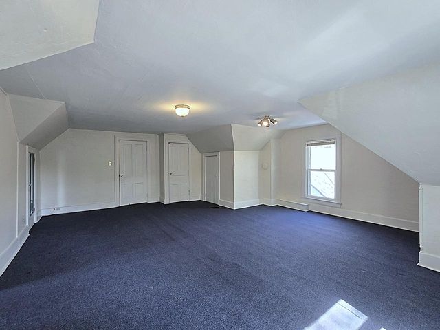 2745 N Summit AVENUE, Milwaukee, WI 53211