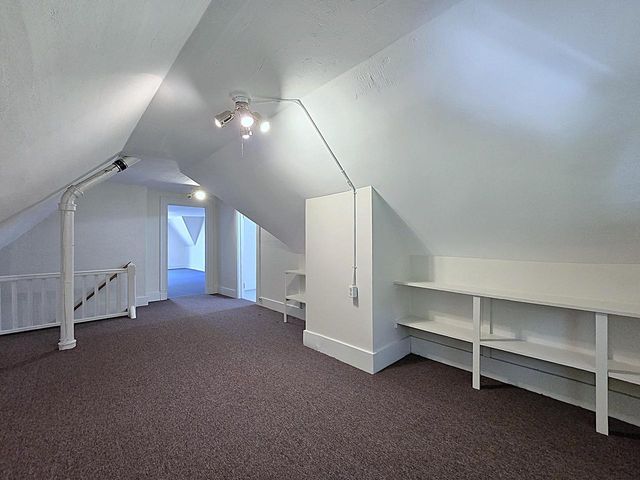 2745 N Summit AVENUE, Milwaukee, WI 53211
