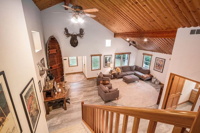 2932 S 3rd Street, Niles, MI 49120