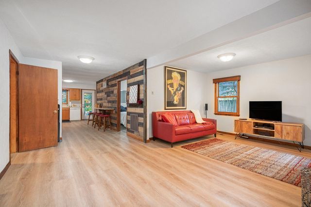 2932 S 3rd Street, Niles, MI 49120