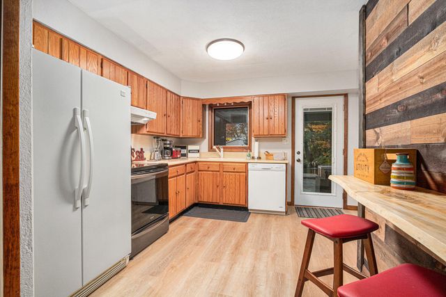 2932 S 3rd Street, Niles, MI 49120