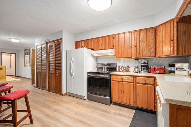 2932 S 3rd Street, Niles, MI 49120