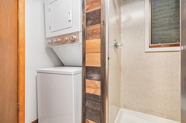 2932 S 3rd Street, Niles, MI 49120