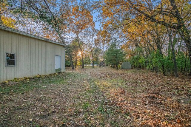 2932 S 3rd Street, Niles, MI 49120