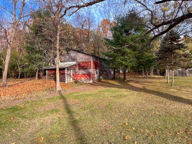 2932 S 3rd Street, Niles, MI 49120