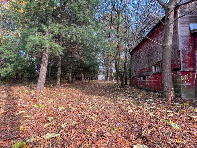 2932 S 3rd Street, Niles, MI 49120