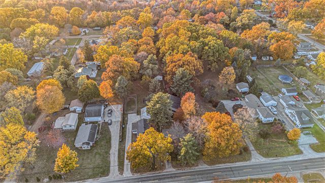 2932 S 3rd Street, Niles, MI 49120