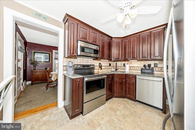 526 GRANT PL, Frederick, MD 21702