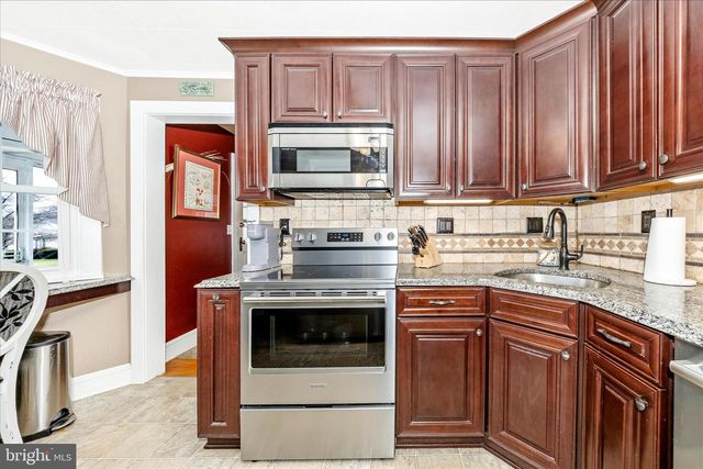 526 GRANT PL, Frederick, MD 21702