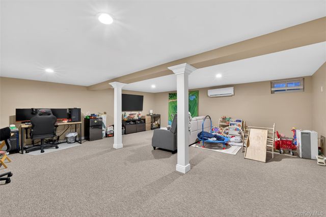 171 Melanie Way, Commack, NY 11725