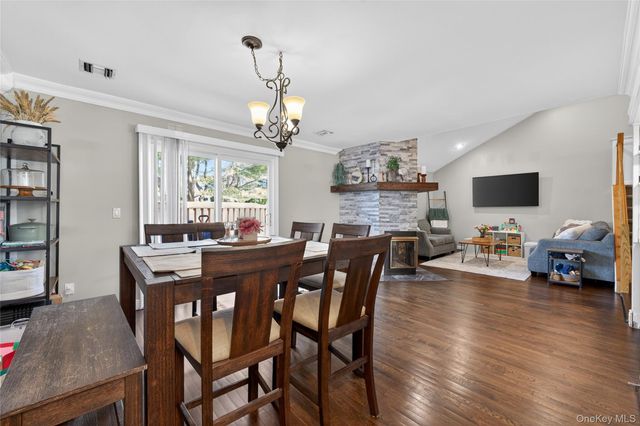 171 Melanie Way, Commack, NY 11725