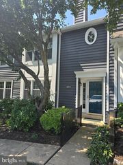 103 LAKESIDE DR, Downingtown, PA 19335