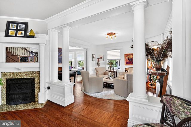 14 N MAIN ST, Cranbury, NJ 08512