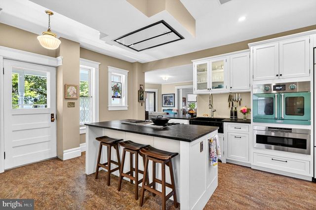14 N MAIN ST, Cranbury, NJ 08512