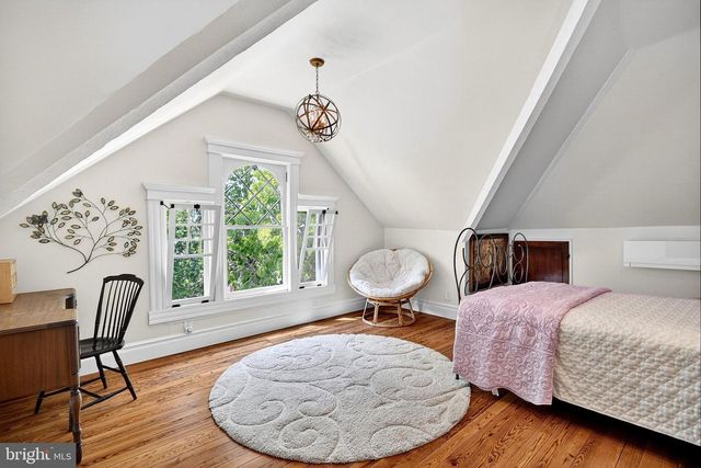 14 N MAIN ST, Cranbury, NJ 08512