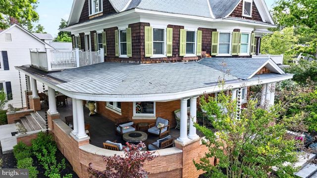 14 N MAIN ST, Cranbury, NJ 08512
