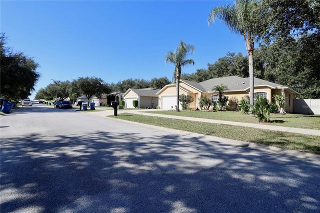 935 WILLOW RUN STREET, Minneola, FL 34715