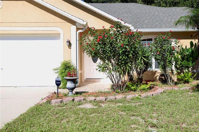 935 WILLOW RUN STREET, Minneola, FL 34715
