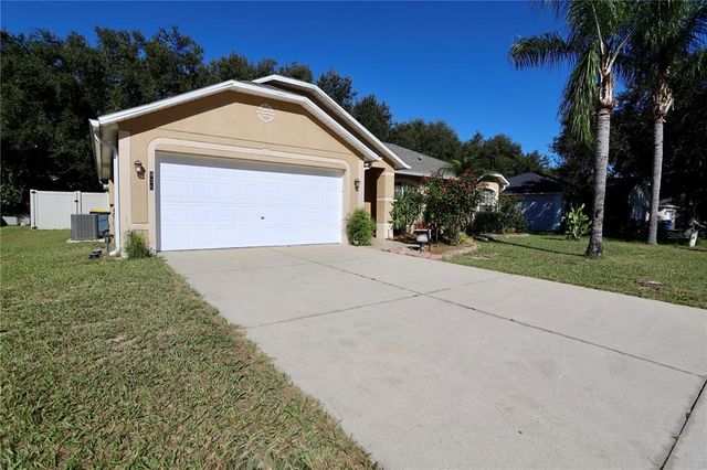 935 WILLOW RUN STREET, Minneola, FL 34715