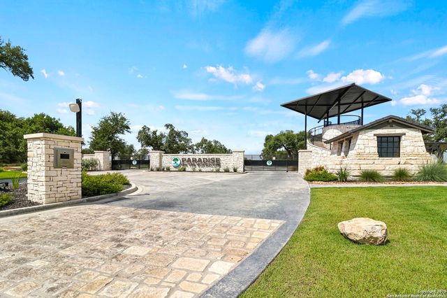1687 Noble Trl, Canyon Lake, TX 78133