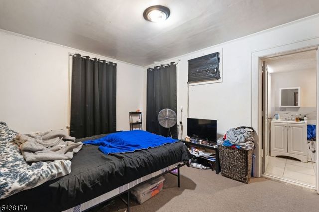 726 14Th Ave, Paterson City, NJ 07504
