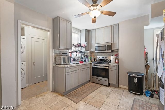 726 14Th Ave, Paterson City, NJ 07504