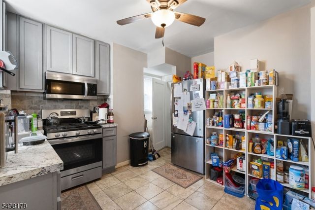 726 14Th Ave, Paterson City, NJ 07504
