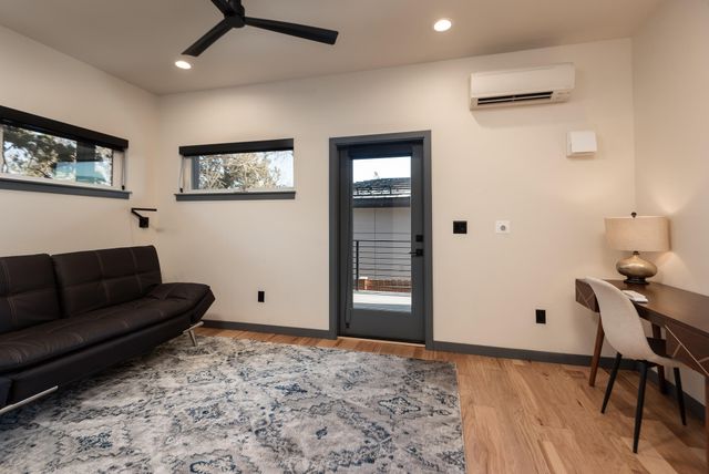 919 NW Roanoke Avenue, Bend, OR 97703