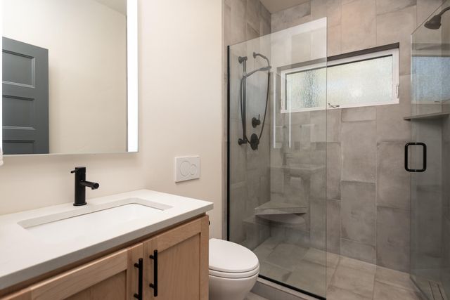 919 NW Roanoke Avenue, Bend, OR 97703