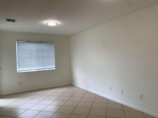 2013 Nassau Drive 3607, Riviera Beach, FL 33404