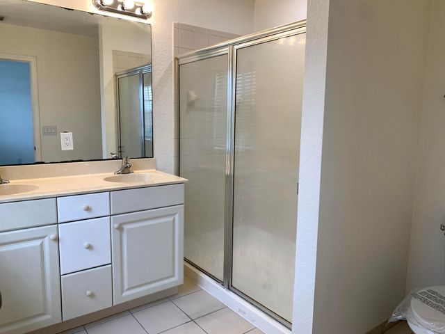 2013 Nassau Drive 3607, Riviera Beach, FL 33404