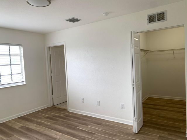 2013 Nassau Drive 3607, Riviera Beach, FL 33404